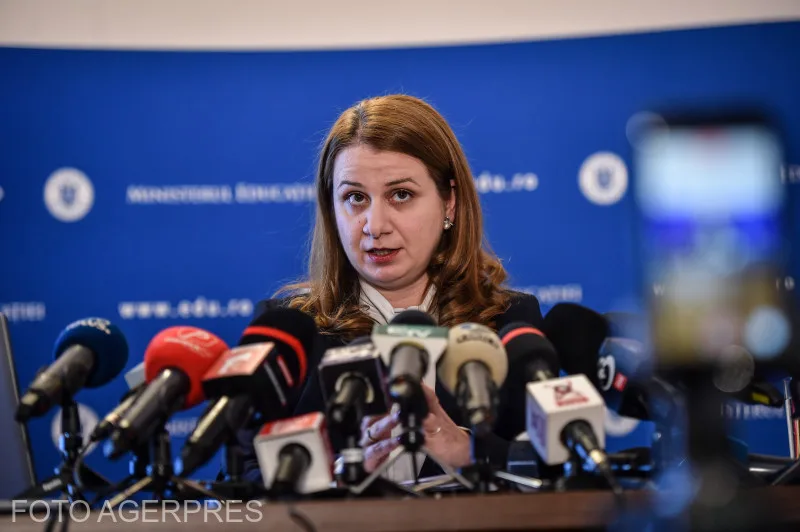 Înscrierile la bacalaureat și Evaluarea Națională se prelungesc până pe 16 iunie