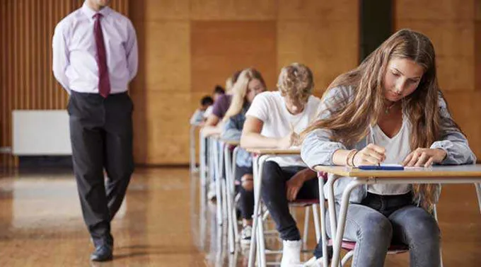 Sumele acordate cadrelor didactice care participă la examene, majorate, în medie, cu 30 la sută