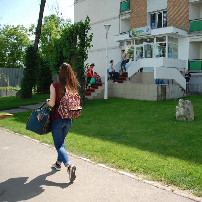 Au început înscrierile pentru tabăra ANOSR dedicată studenților din categorii defavorizate