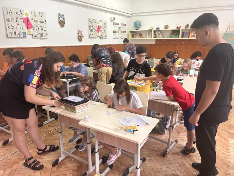 „Atelierele de Robotică 26”, la Școala Gimnazială nr. 26 Galați
