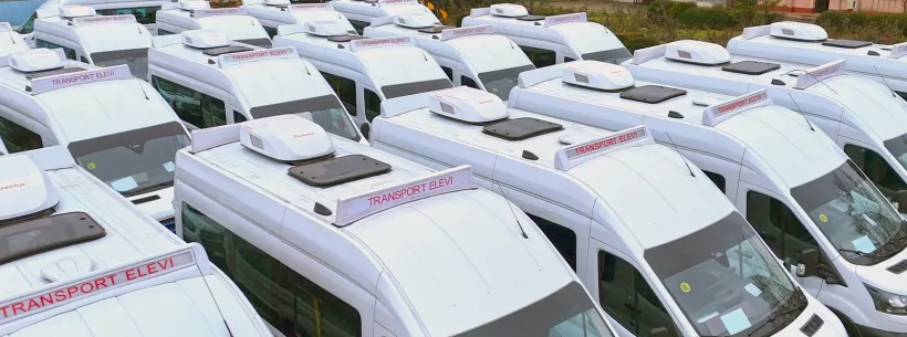 Consiliul Județean Galați cumpără încă 30 de microbuze hibrid pentru transportul elevilor din județ